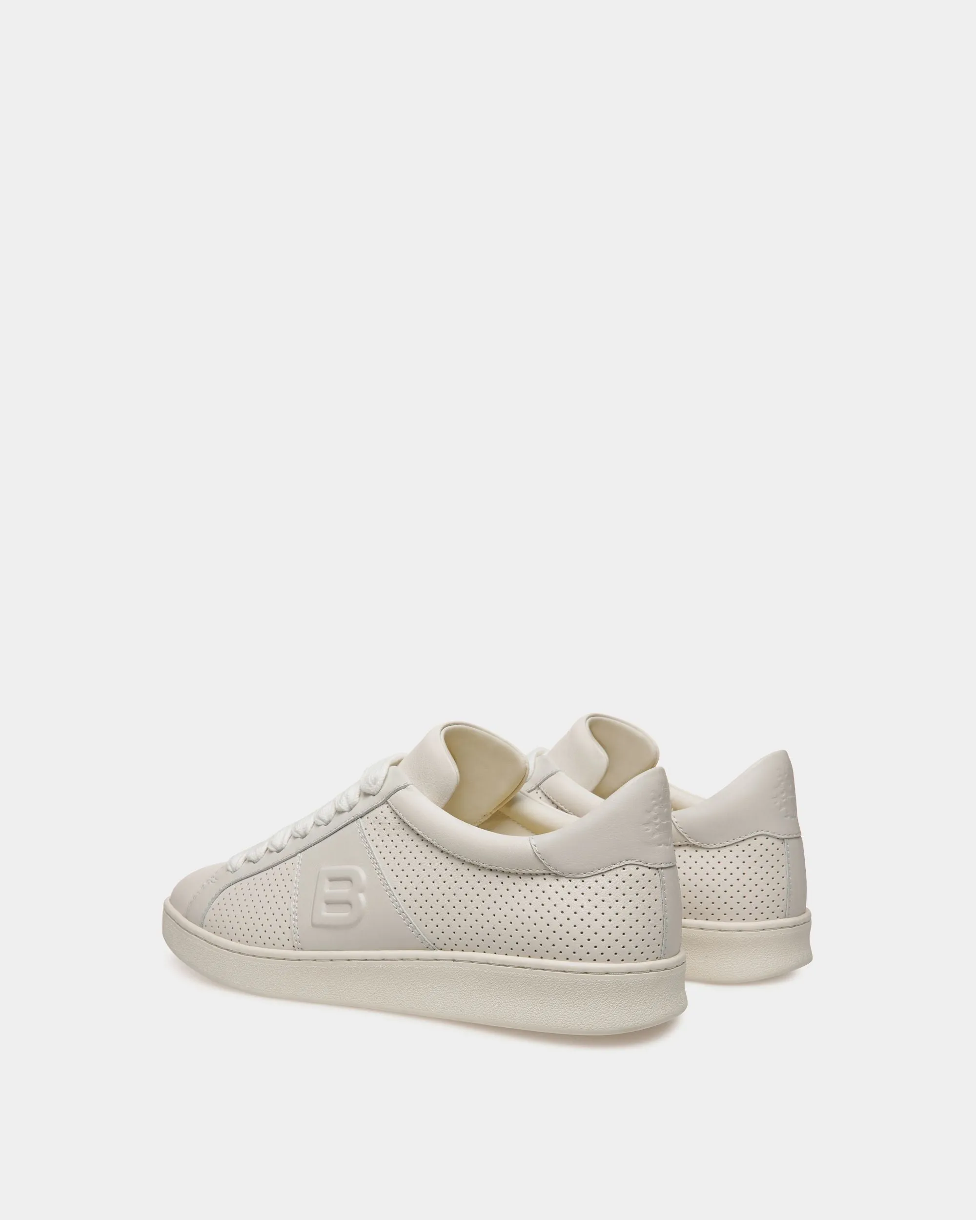 Adrien Brody Travel Collection Sneaker In White Leather 