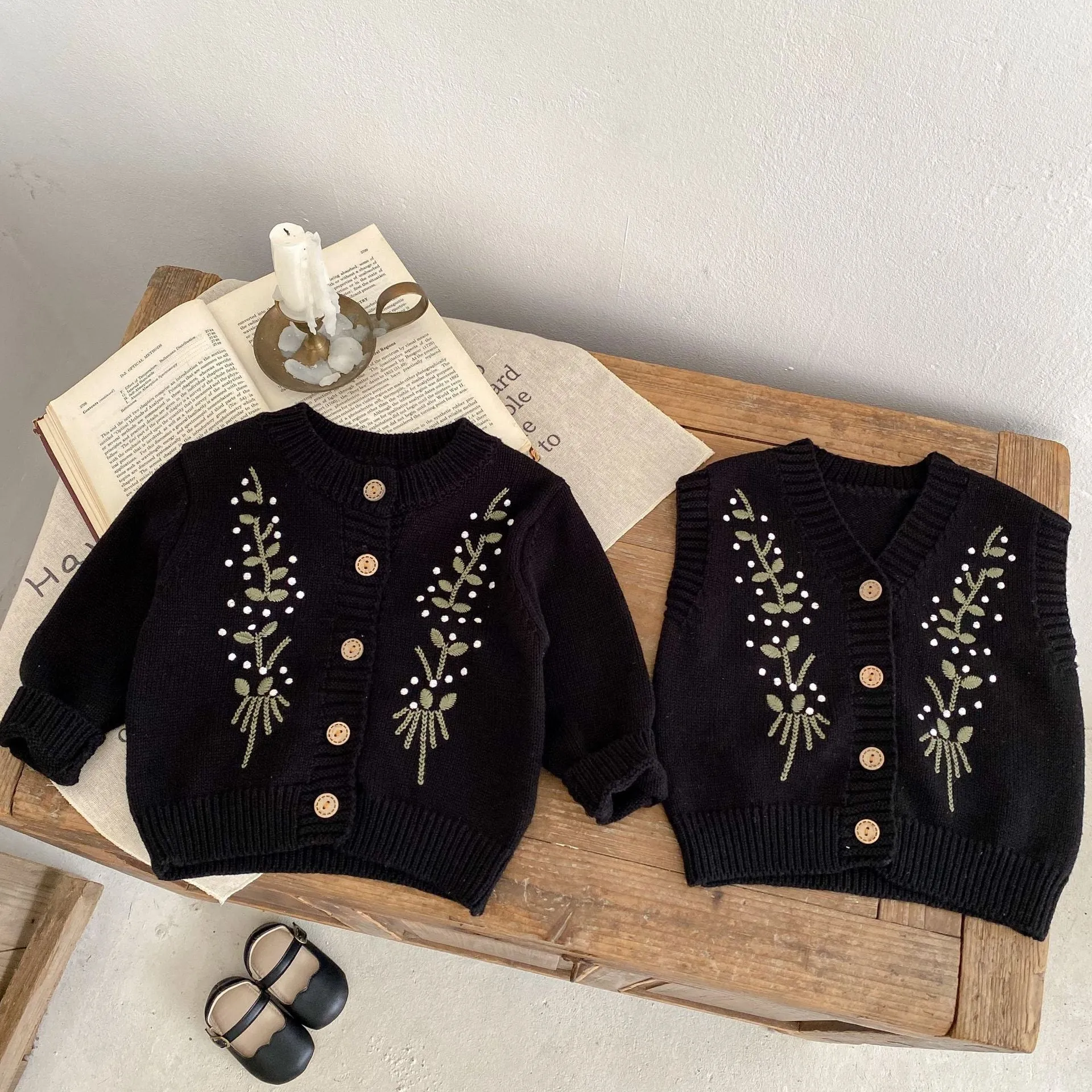 Baby Kid Girls Embroidered Vests Waistcoats And Cardigan Wholesale 230828346