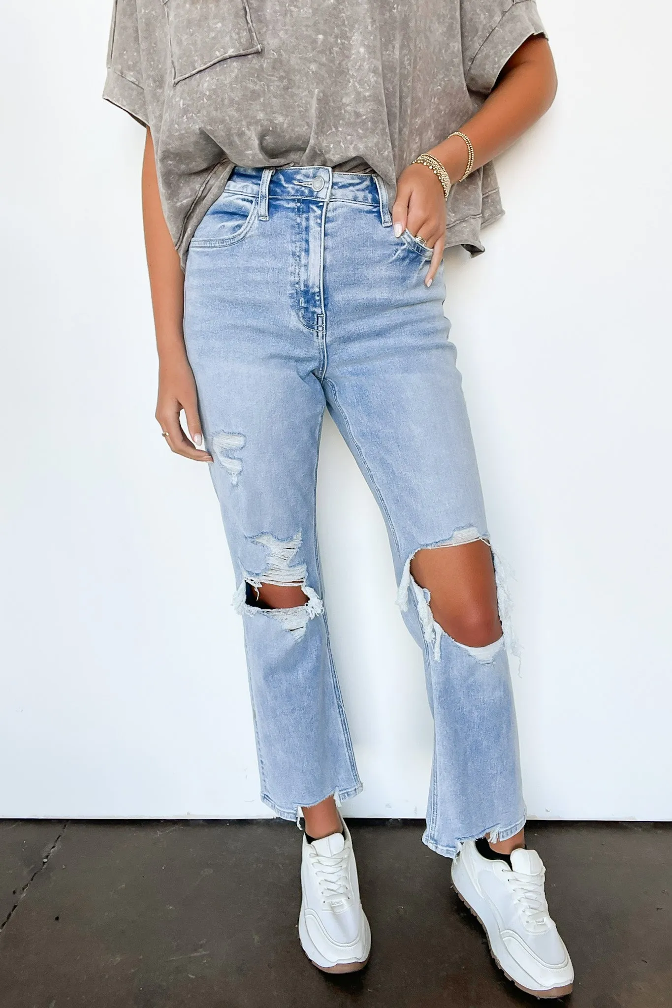 Maileana 90's Super High Rise Distressed Straight Jeans