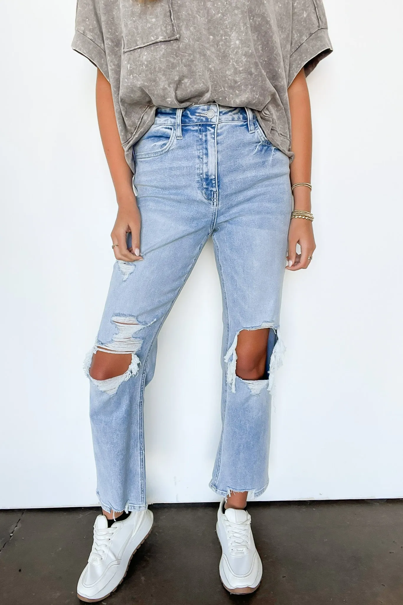 Maileana 90's Super High Rise Distressed Straight Jeans