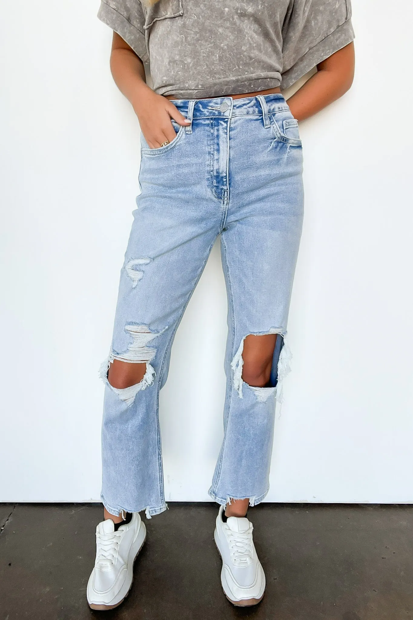 Maileana 90's Super High Rise Distressed Straight Jeans