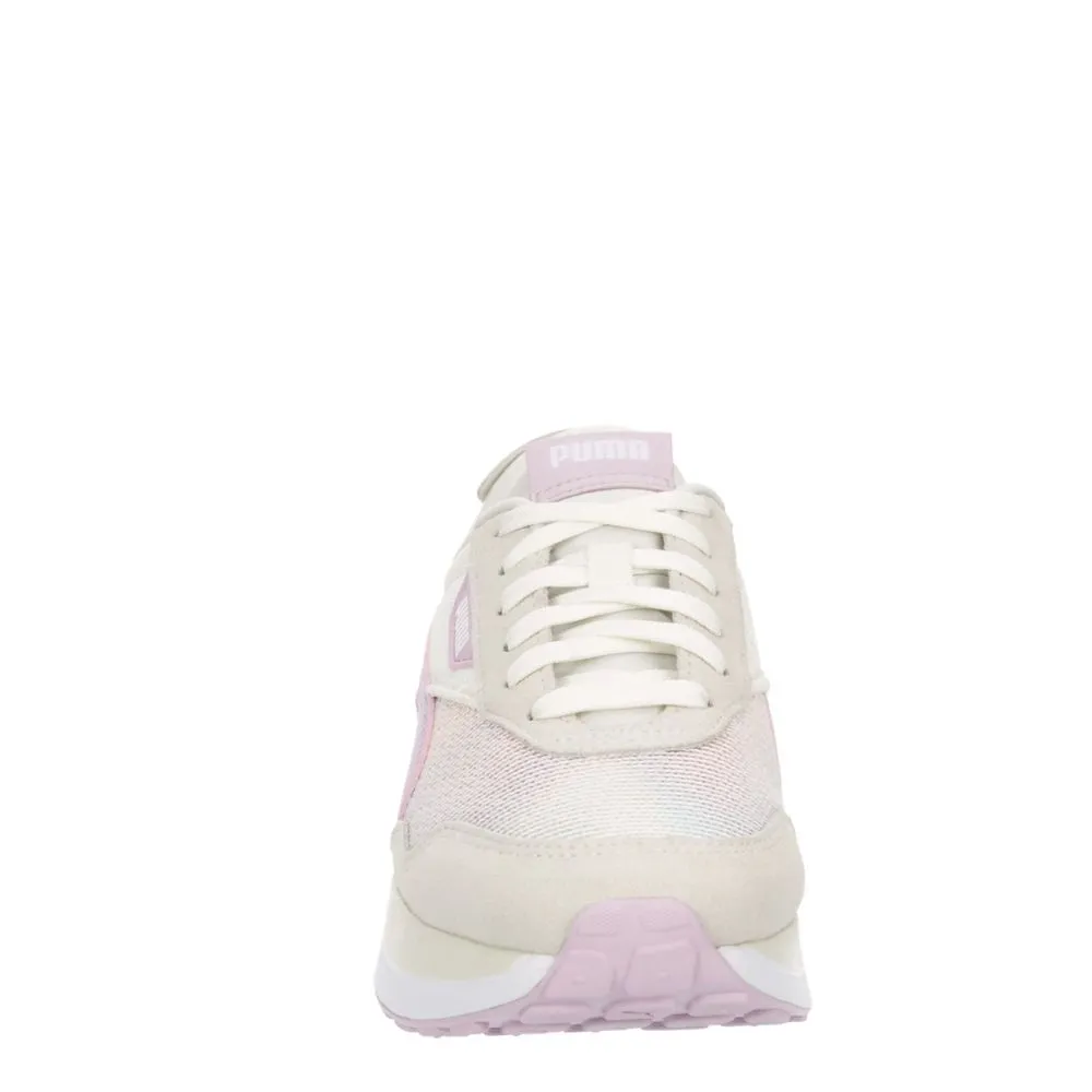 PUMA  WOMENS CRUISE RIDER SNEAKER