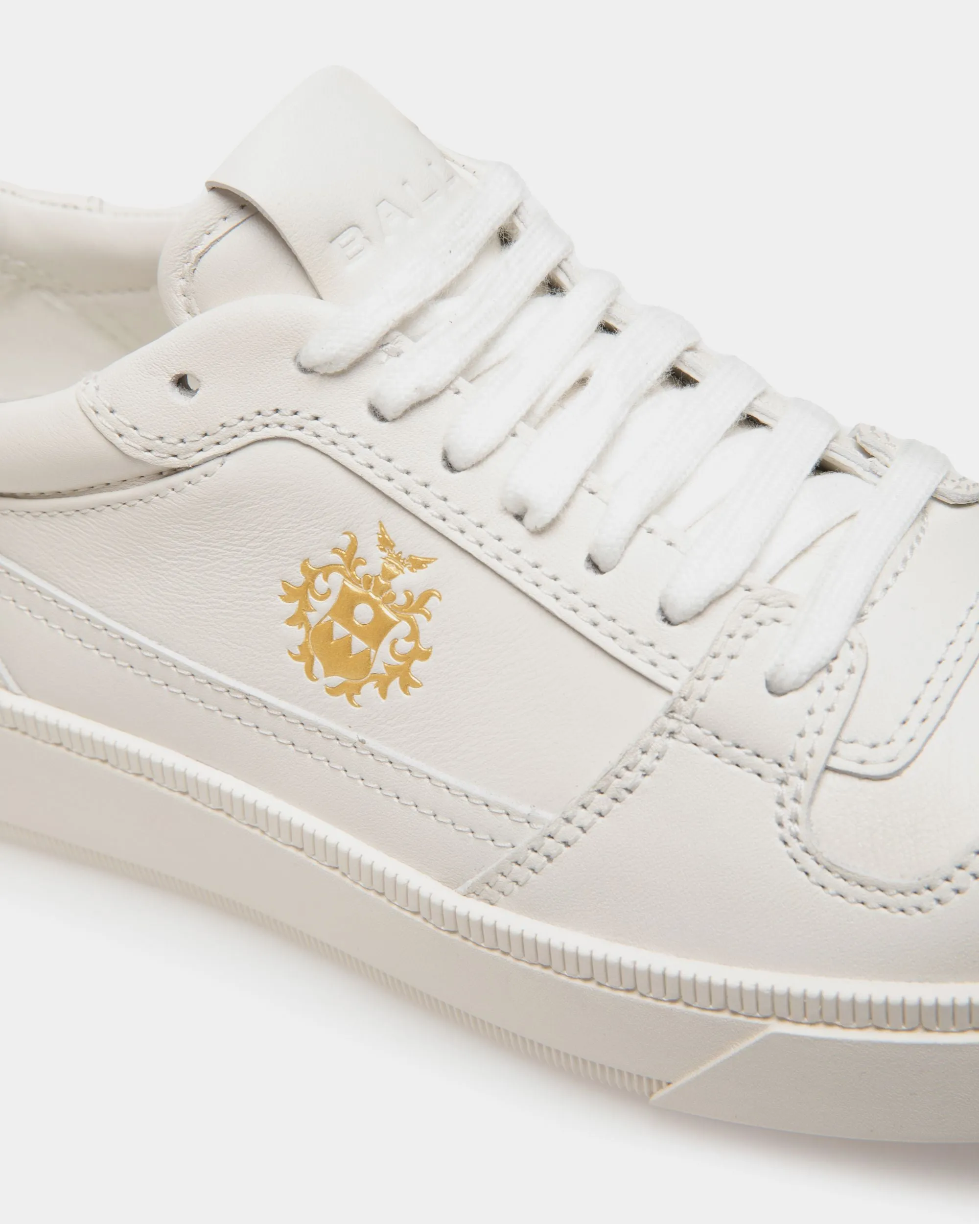 Raise Sneaker In White Leather 