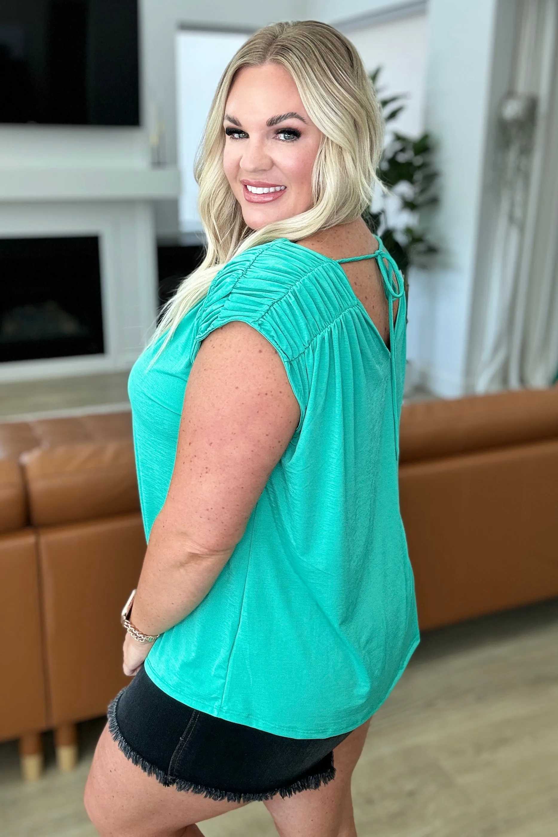 Ruched Cap Sleeve Top in Emerald