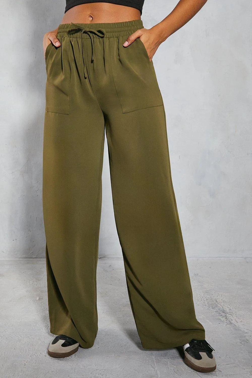 Trousers | Pocket Detail Wide Leg Trousers | MissPap